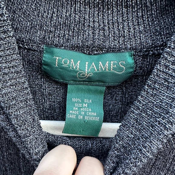 Gray Ribbed Sweater - Picture 3 of 3